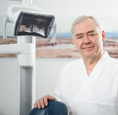 Dr Seppo Lindroos